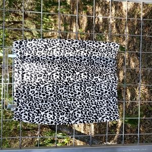 NWT Ann Taylor black& white leopard pencil skirt 14